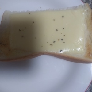 マヨチーズトースト